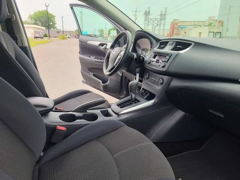 Used 2017 Nissan Sentra S FWD image 18
