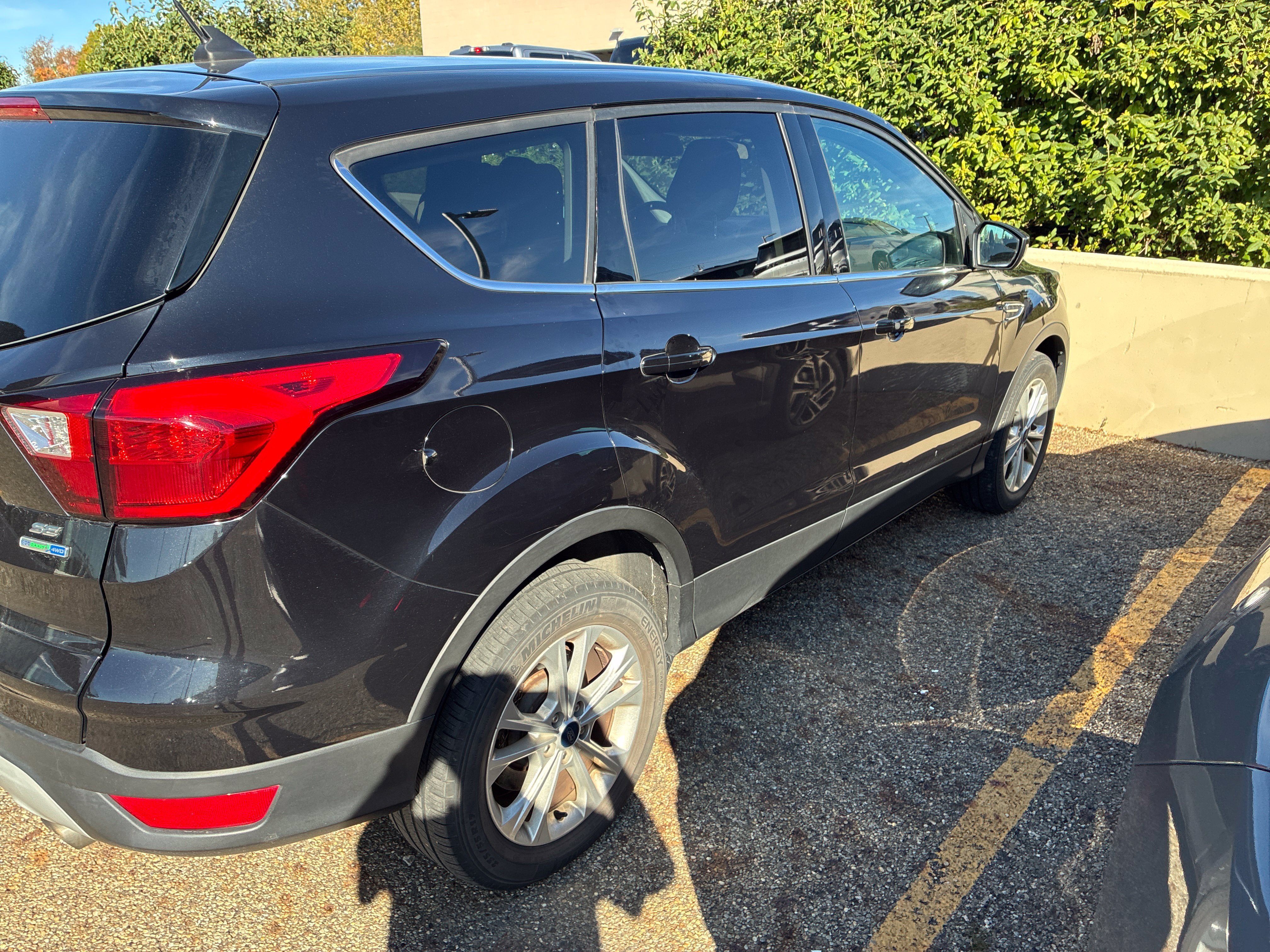 Used 2019 Ford Escape SE AWD/4WD image 5
