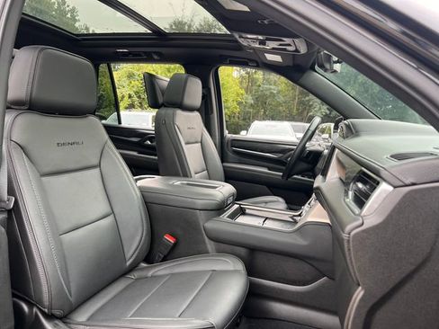 Used 2021 GMC Yukon Denali w/ Denali Premium Package RWD image 44