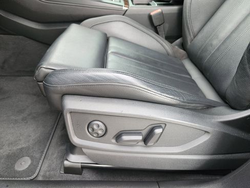 Used 2019 Audi Q5 2.0T Premium Plus image 26