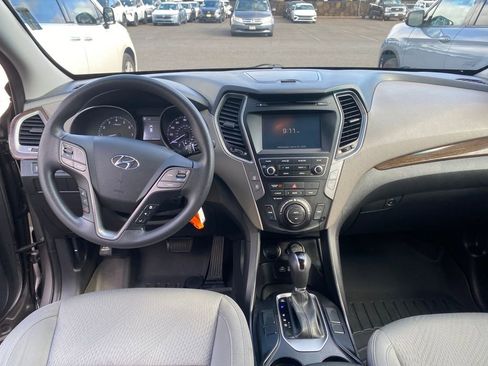 Used 2017 Hyundai Santa Fe Sport image 30