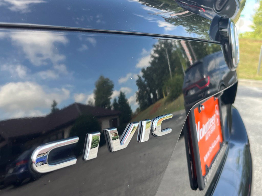 Used 2018 Honda Civic EX-L image 8