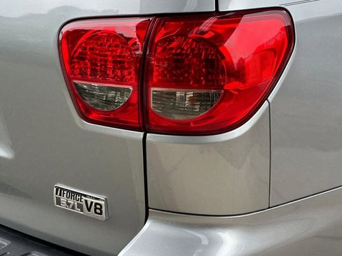 Used 2011 Toyota Sequoia Limited image 13