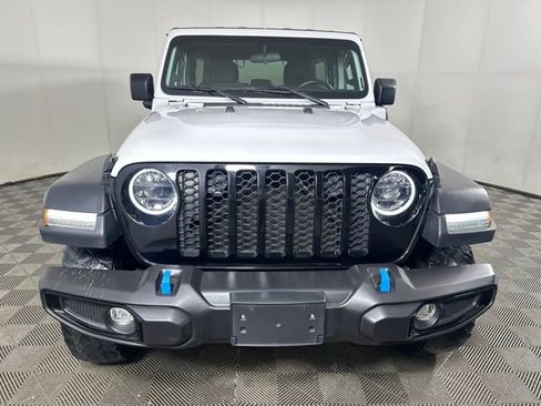 Used 2023 Jeep Wrangler Unlimited w/ Cold Weather Group image 8