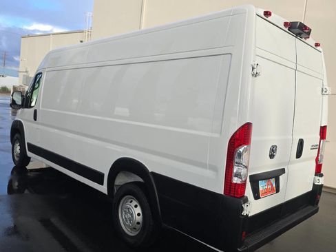 Used 2023 RAM ProMaster 3500 image 4