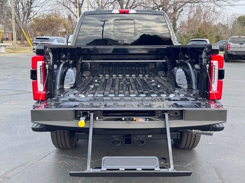 New 2026 Ford F250 Platinum w/ FX4 Off-Road Package image 48