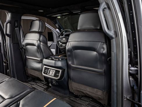 Used 2023 Ford F250 Platinum image 32