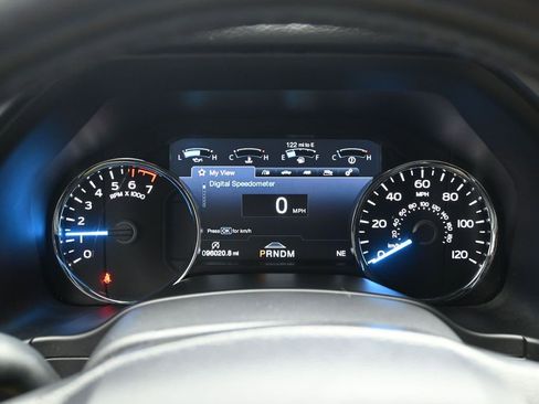 Used 2019 Ford F150 Platinum w/ Equipment Group 701A Luxury image 13