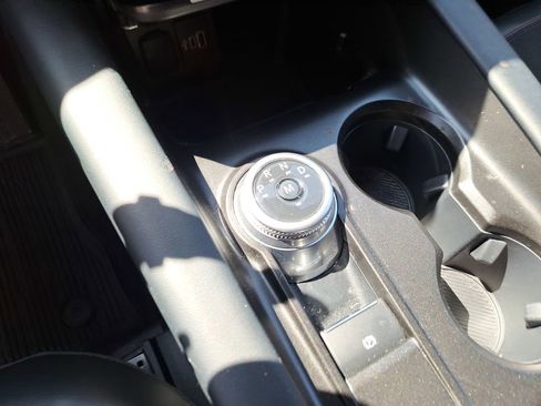 Used 2025 Ford Explorer ST image 11