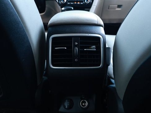 Used 2020 Kia Sportage EX w/ EX Technology Package FWD image 32