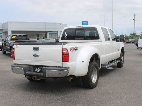 Used 2015 Ford F350 Lariat w/ Lariat Ultimate Package AWD/4WD image 9