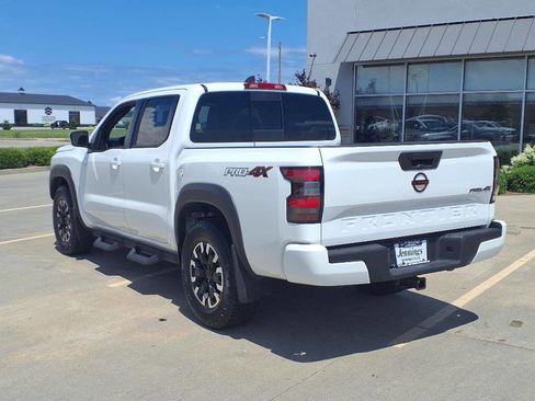 Used 2023 Nissan Frontier PRO-4X w/ Tow Package AWD/4WD image 4