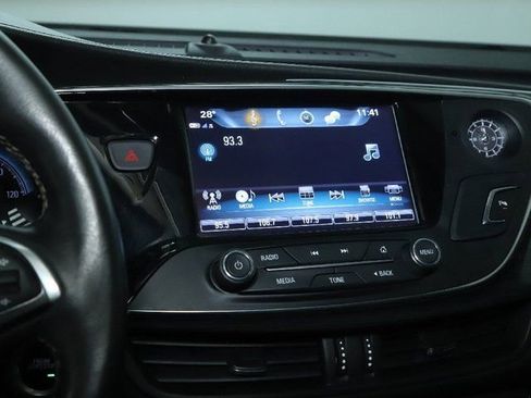 Used 2017 Buick Envision Essence image 27