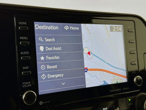 Used 2022 Toyota Highlander XLE AWD/4WD image 17