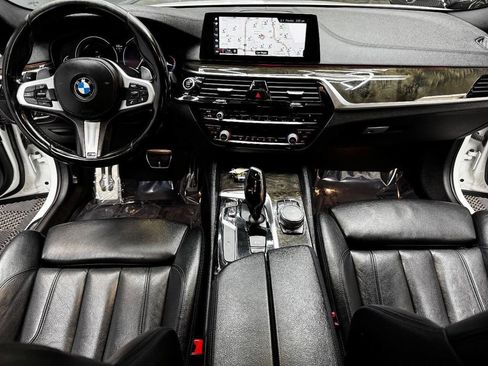 Used 2018 BMW 540i RWD image 39