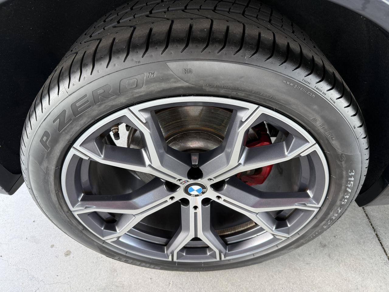 Used 2024 BMW X5 xDrive40i w/ M Sport Package AWD/4WD image 42