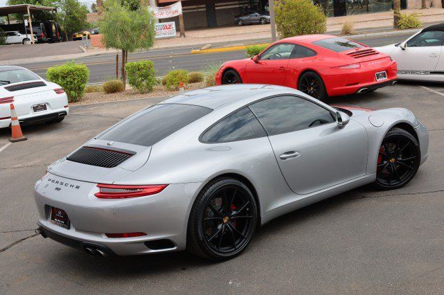 Used 2017 Porsche 911 Carrera RWD image 18