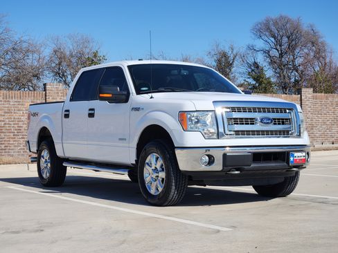 Used 2014 Ford F150 XLT w/ Equipment Group 302A Luxury image 4