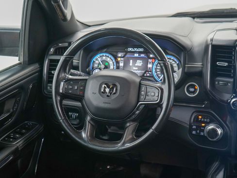 Used 2022 RAM 1500 Limited AWD/4WD image 14