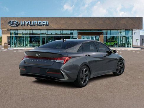 New 2026 Hyundai Elantra SEL Sport FWD image 5