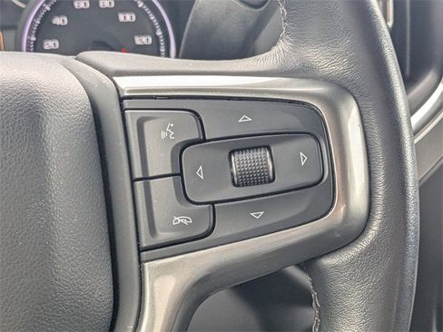 Used 2021 Chevrolet Silverado 1500 LT image 26