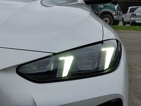 Used 2025 BMW 430i xDrive Coupe w/ M Sport Package image 9