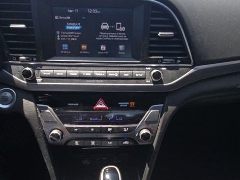 Used 2017 Hyundai Elantra Value Edition image 17