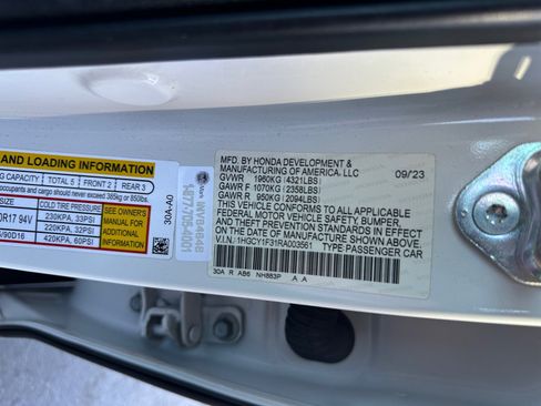 Used 2024 Honda Accord EX image 29