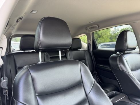 Used 2024 Nissan Murano SV AWD/4WD image 24