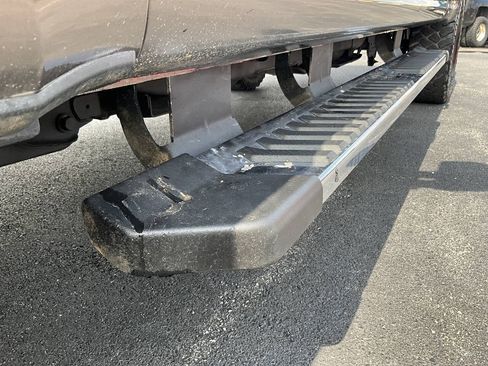 Used 2017 Ford F250 Lariat w/ Chrome Package AWD/4WD image 44