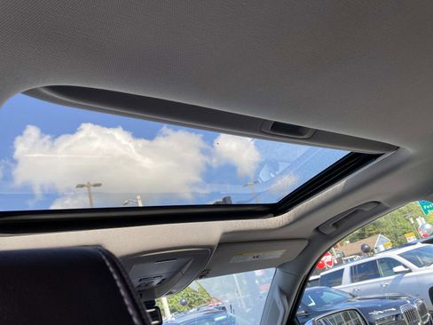 Used 2018 GMC Sierra 1500 Denali w/ Denali Ultimate Package image 11