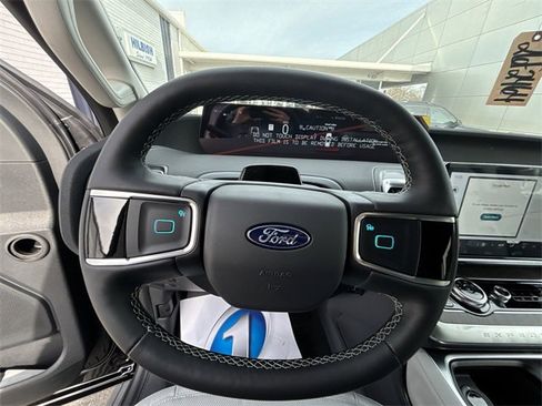 New 2026 Ford Expedition Max Platinum w/ Platinum Ultimate Package image 11