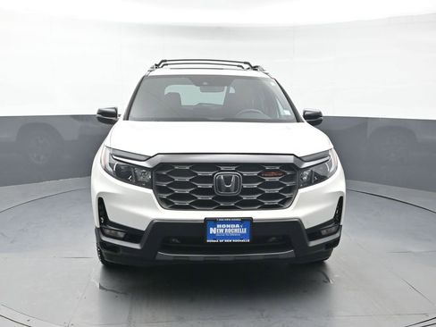 Used 2023 Honda Passport TrailSport image 11