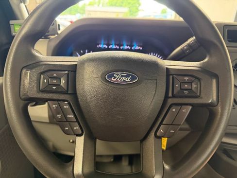 Used 2023 Ford E-350 and Econoline 350 Super Duty w/ Power Windows & Locks Group RWD image 18