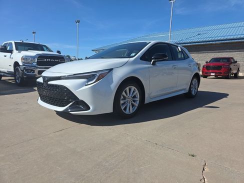 Used 2026 Toyota Corolla SE FWD image 10