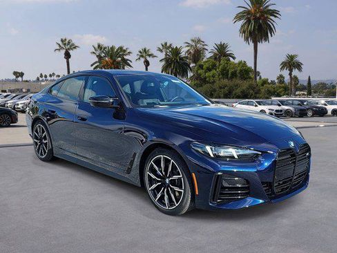 New 2026 BMW M440i w/ Premium Package image 3
