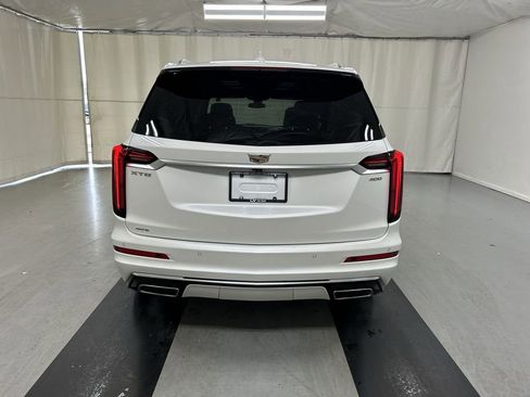 Used 2023 Cadillac XT6 Premium Luxury w/ LPO, Floor Liner Package AWD/4WD image 23