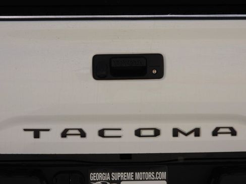 Used 2021 Toyota Tacoma SR5 RWD image 36