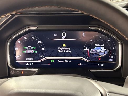 Used 2025 GMC Sierra 1500 AT4 w/ AT4 Premium Package image 15