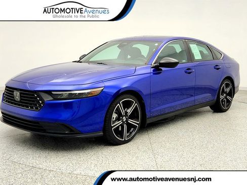 Used 2023 Honda Accord Sport image 1