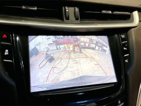 Used 2016 Cadillac XTS Luxury image 21