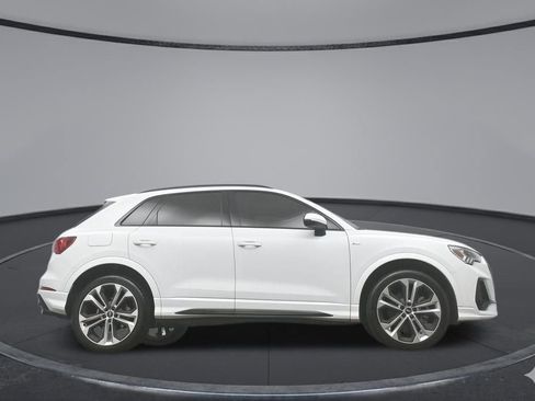Used 2021 Audi Q3 2.0T Premium Plus w/ Premium Plus Package image 45