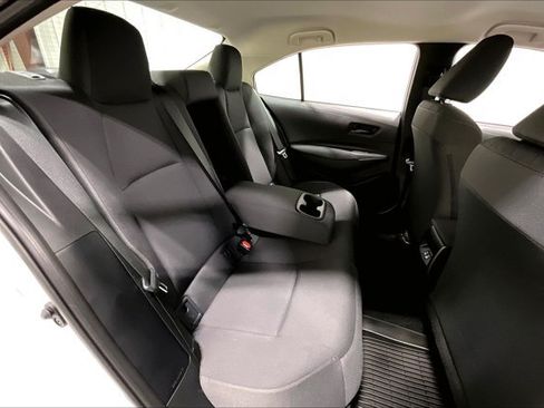 Certified 2026 Toyota Corolla LE FWD image 28