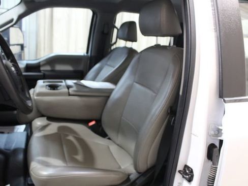 Used 2020 Ford F250 XL w/ Power Equipment Group image 20