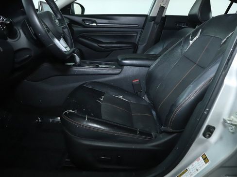 Used 2020 Nissan Altima 2.5 SR image 18