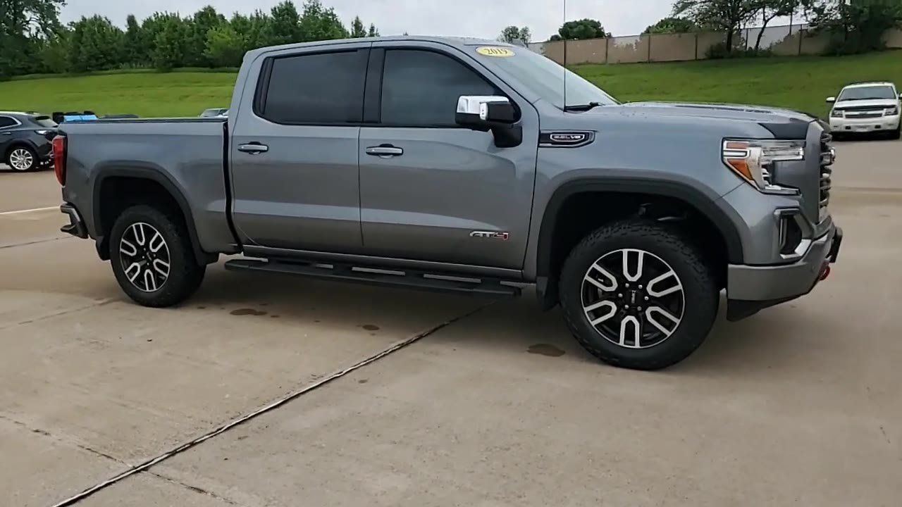Used 2019 GMC Sierra 1500 AT4 w/ AT4 Premium Package AWD/4WD image 2