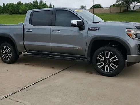 Used 2019 GMC Sierra 1500 AT4 w/ AT4 Premium Package AWD/4WD image 2