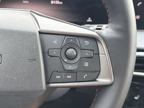 Used 2026 Nissan Sentra SR w/ SR Premium Package FWD image 19