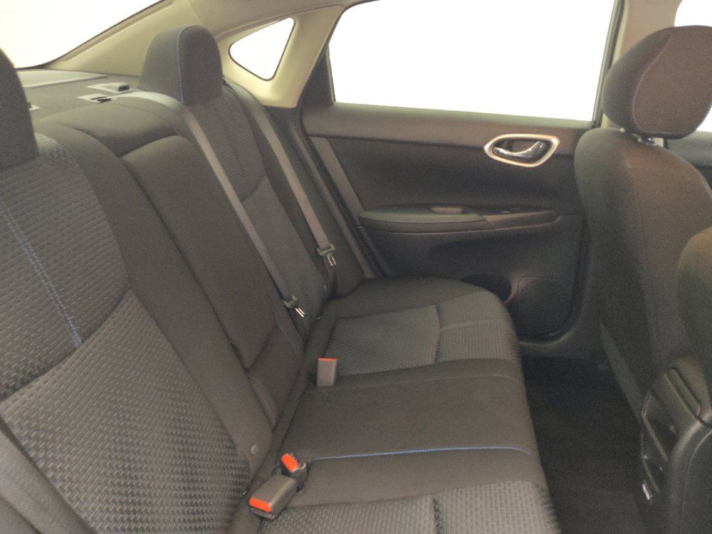 Used 2019 Nissan Sentra SR Turbo FWD image 19