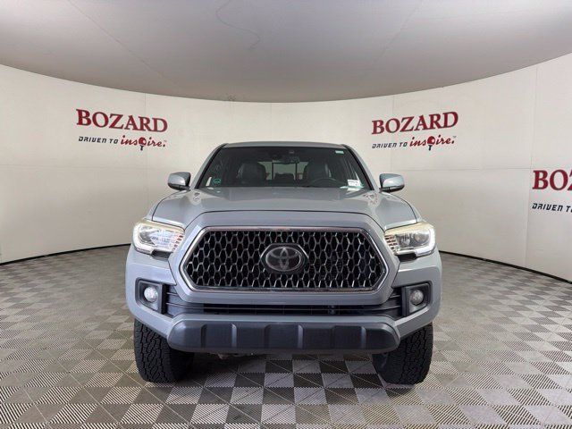 Used 2019 Toyota Tacoma TRD Off-Road AWD/4WD image 2